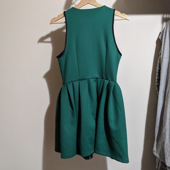 Forever 21 Emerald Green Dress - Picture 2 of 6